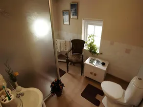 Lymond House - Homestay - Image 2