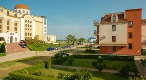ADIRAMAR Apartments - Image 3