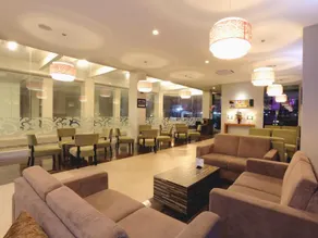 Lombok Plaza Hotel and Convention - Image 4