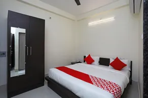 OYO Sada Shiv Guest House - Image 2