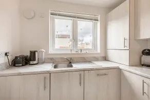 Superb Townhouse Silent Edinburgh - Image 3