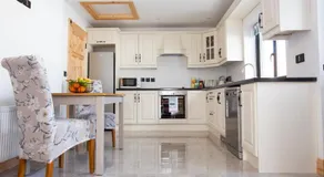 Mary's Cosy Cottage on the Wild Atlantic Way - Image 4