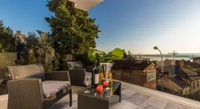 Rubin Kitchen&Wine Rooms - Image 3