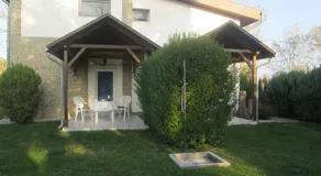 Fenyves Villa - Image 4