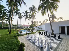 The Saravi Resort - Image 5