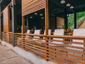 D Pine Villa - Image 5