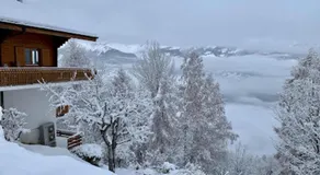 Cozy Apartment With Mountain Views - Image 3