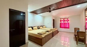 AR Cottage - Image 2