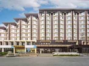 JI Hotel (Wuzhishan Sanyuesan Avenue) - Image 4
