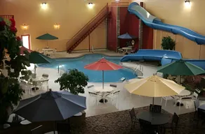 Grand Gateway Hotel - Image 5