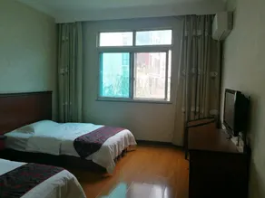Zhonghua Hotel - Image 2
