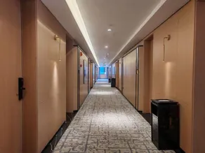 Longxiang Hotel - Image 2