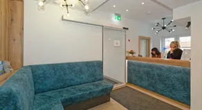 Hotel 17 Seen - Image 4