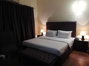 Cozy Cottage - Image 1