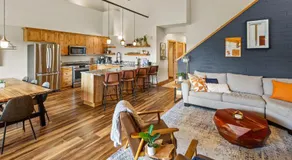 THE CLYDE - Your Cozy & Luxurious Mt Hood Retreat - Image 2