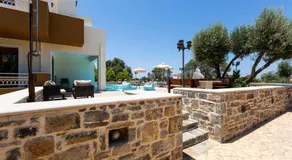 Newly Renovated Villa 4 Seasons with BBQ, private pool, ping pong and football table - Image 5