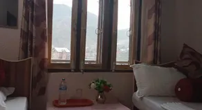 Unique Hotel and Lodge - Pleasure of Homely Stay - - Image 2