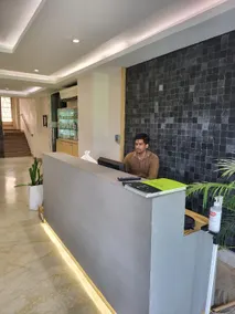 Le Grand Regency - Image 5