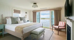 The Dunes on the Waterfront - Image 2