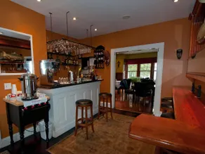 Lindenwood Inn - Image 4