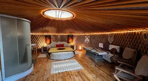 Jurta Hotel Balatongyörök - Image 2