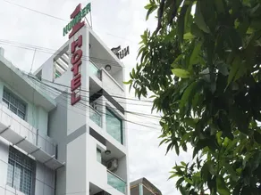 Number One Hotel - Image 4