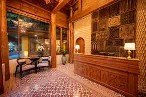 At Gate Thaphae Hotel - Image 3