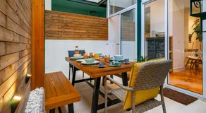 WHome Casa Alcazar Perfect spot w/ private Patio - Image 2
