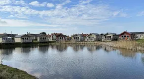 Meadowside Apartment - Part of the The Bay Filey Holiday Village with pool, gym and direct beach access, pub, restaurant, tennis and meadows walks - Image 5