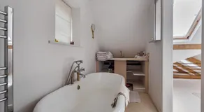 Prestwick Oak - 2 Kingsize Ensuite - Openplan Contemporary - Rural - Garden - Image 4