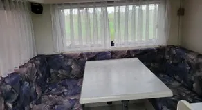Kempování s výhledem na hrady - Image 4