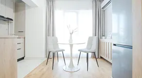 Himson Blue Apartament-Self Check-in near Airport & Mall - Image 3