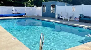 North Colony Motel and Cottages - Image 4