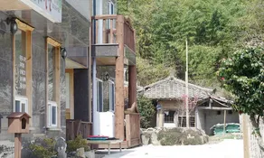 Ulsan Pension in the Forest - Image 3