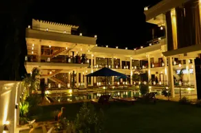 J7 Villaj Resort - Image 3