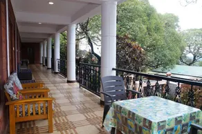 Hotel Godai Girikunj - Image 4