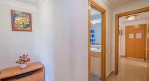 Apartamento en complejo residencial, con piscina. - Image 3