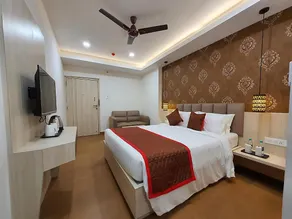 Paras Heights - Image 2