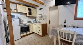 Guesthouse F - Image 4