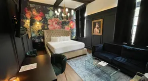 The Front Street Inn - Image 2