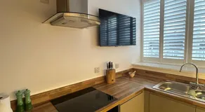 Luxury Moffat Apartment - High End Furnishing - Image 3