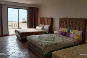 2 Br  Executive Room Beach View Apartemen Marbella Anyer - Image 2