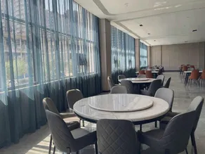 Yulin Seaview Hotel - Image 5
