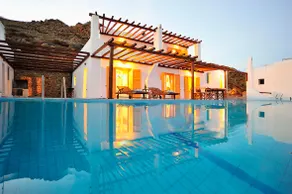 Siourdas Mykonos Villas - Image 2