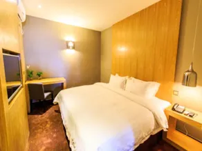 The Art Hotel - Image 5