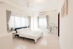 Blessings Home & Café - Image 2