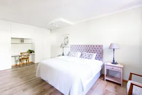 Garden Cottage in Ambiente Guest House - Image 2