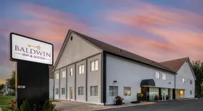 Baldwin Inn & Suites, SureStay Collection by Best Western - Image 5