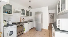 Nice Apartment with Parking balcon Casa Lyon - Image 2