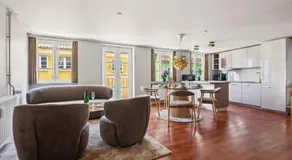 Stay Central - Steps from Tivoli & Nyhavn - Image 3